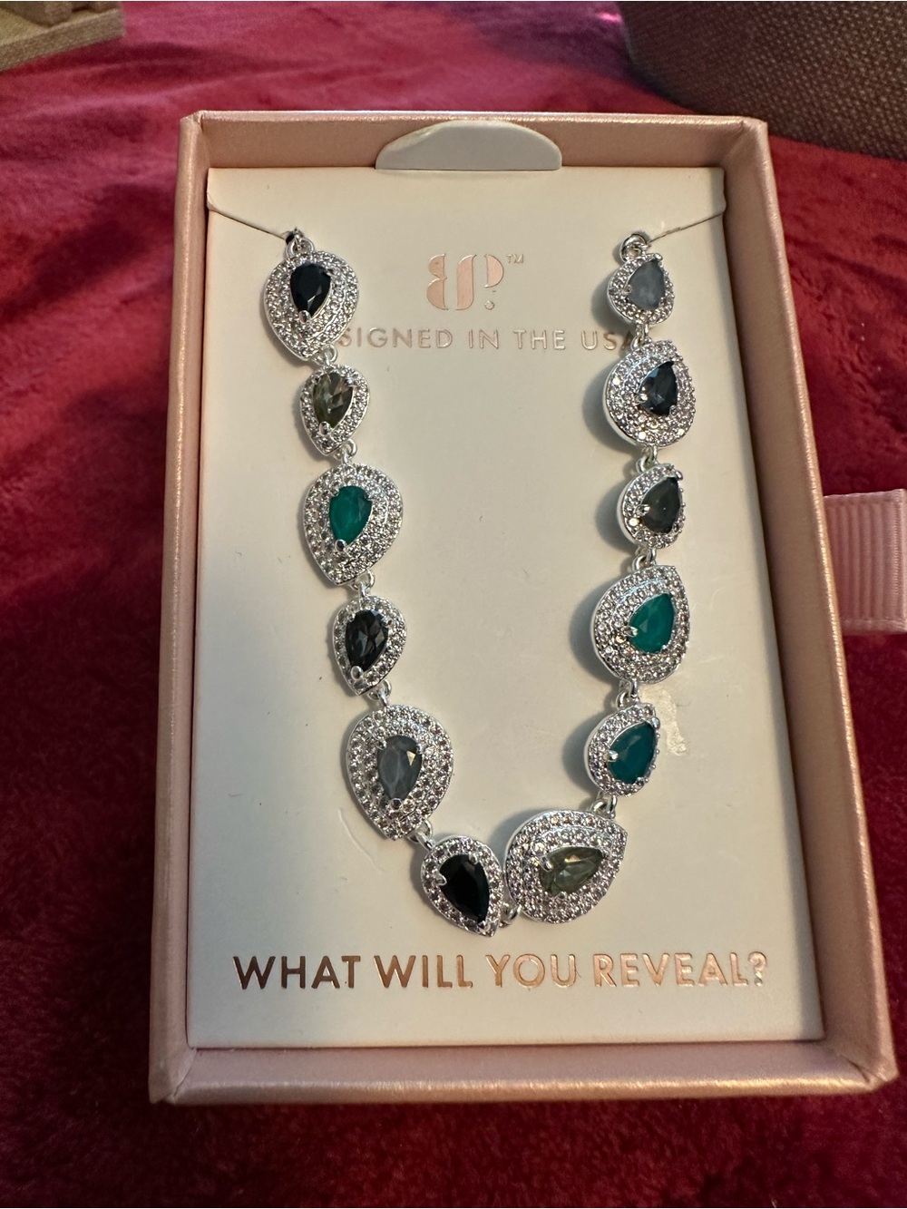 Emerald and Black Teardrop Statement Bracelet